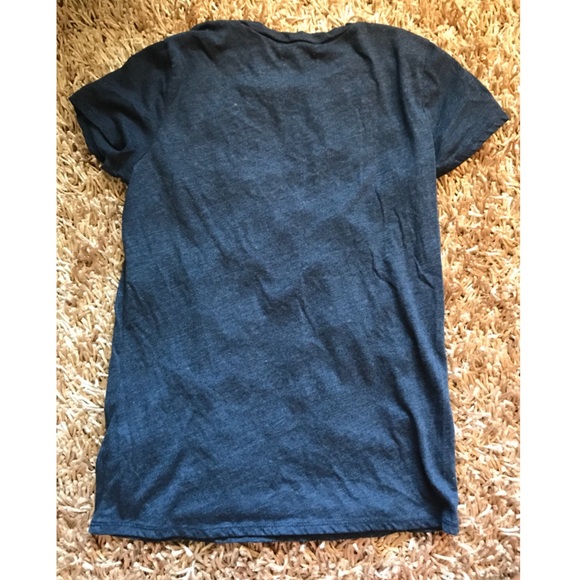 HOLLISTER 🌴 NAVY T-SHIRT - Picture 3 of 4
